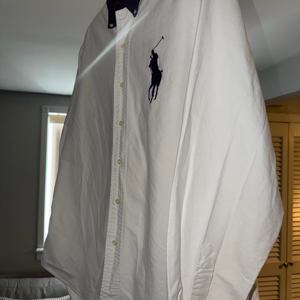 Ralph Lauren White Shirt with Navy Logo - Picture 3 of 9